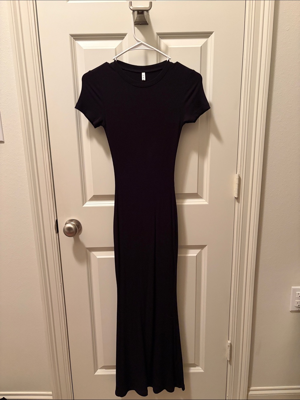 Aria Black Short-Sleeve Maxi Dress
